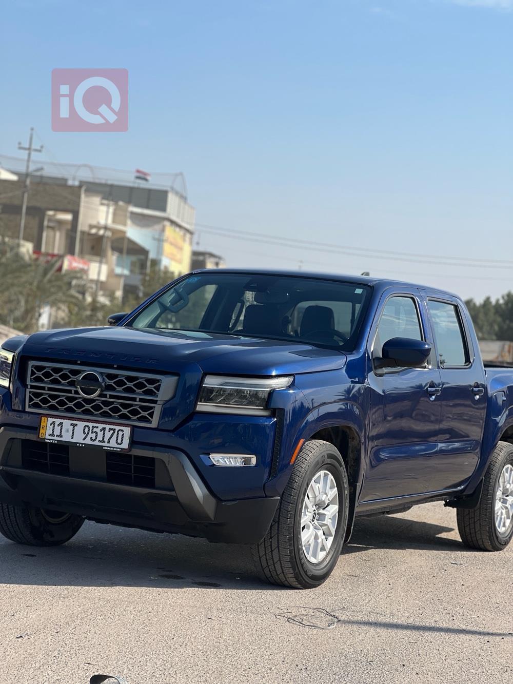 نيسان فرونتر
